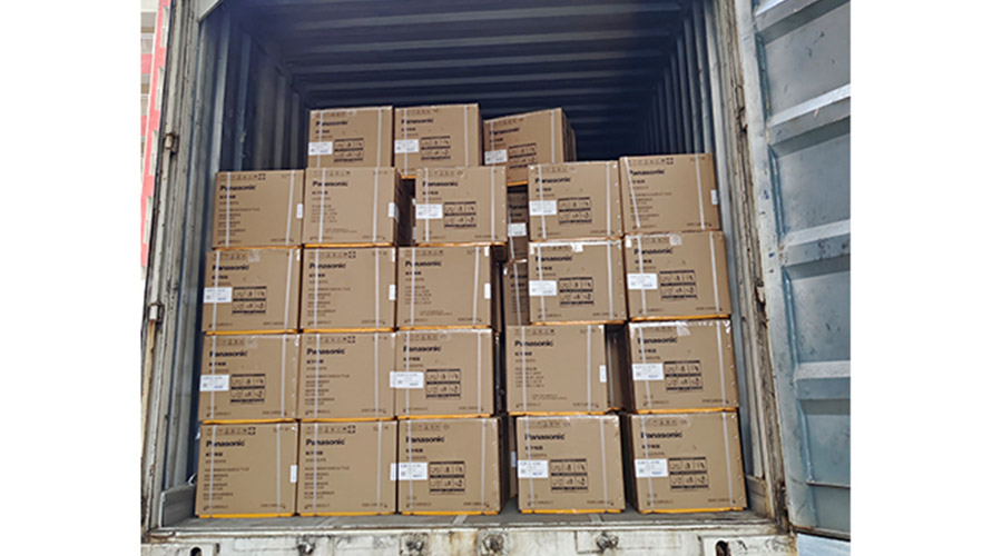 滿滿的貨物！國內(nèi)知名品牌客戶全自動滾筒洗衣機裝柜發(fā)貨